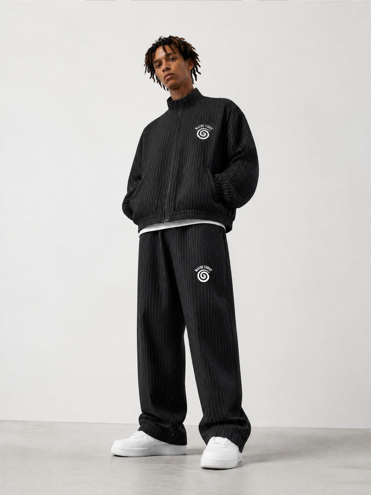 Serpent Striped Pleated Pants